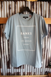 BANKS LABEL TEE SHIRT (GLACIER BLUE)