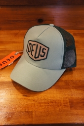 DEUS EX MACHINA FOXTROT SHIELD TRUCKER (MINT)