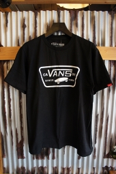 VANS FULL PATCH T-SHIRT (BLACK/WHITE)