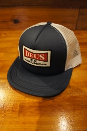 DEUS EX MACHINA ONE TRUCKER (BLUE)