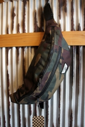 VANS WARD CROSS BODY PACK (CAMO)