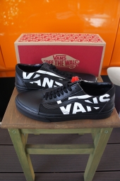 VANS OLD SKOOL (VANS) BLACK/TRUE WHITE