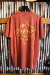 DEUS EX MACHINA EUREKA TEE (HENNA)