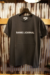 BANKS JOURNAL LABEL TEE SHIRT (DIRTY BLACK)