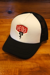 DEUS EX MACHINA PISTON SHIELD 2 TRUCKER (BLACK-WHITE)