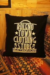 BALENO TOWN CLOTHING STORE ORIGINAL LOGO PILLOW (BLACK)