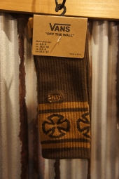 VANS ~ INDEPENDENT SOCKS CREW (INDEPENDENT) DEMITASSE