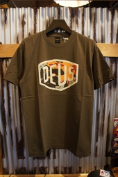 DEUS EX MACHINA Chulo Shield Tee (DARK OLIVE)