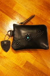 HTC BLACK #25 Turquoise Corner Zipper Purse (BLACK)